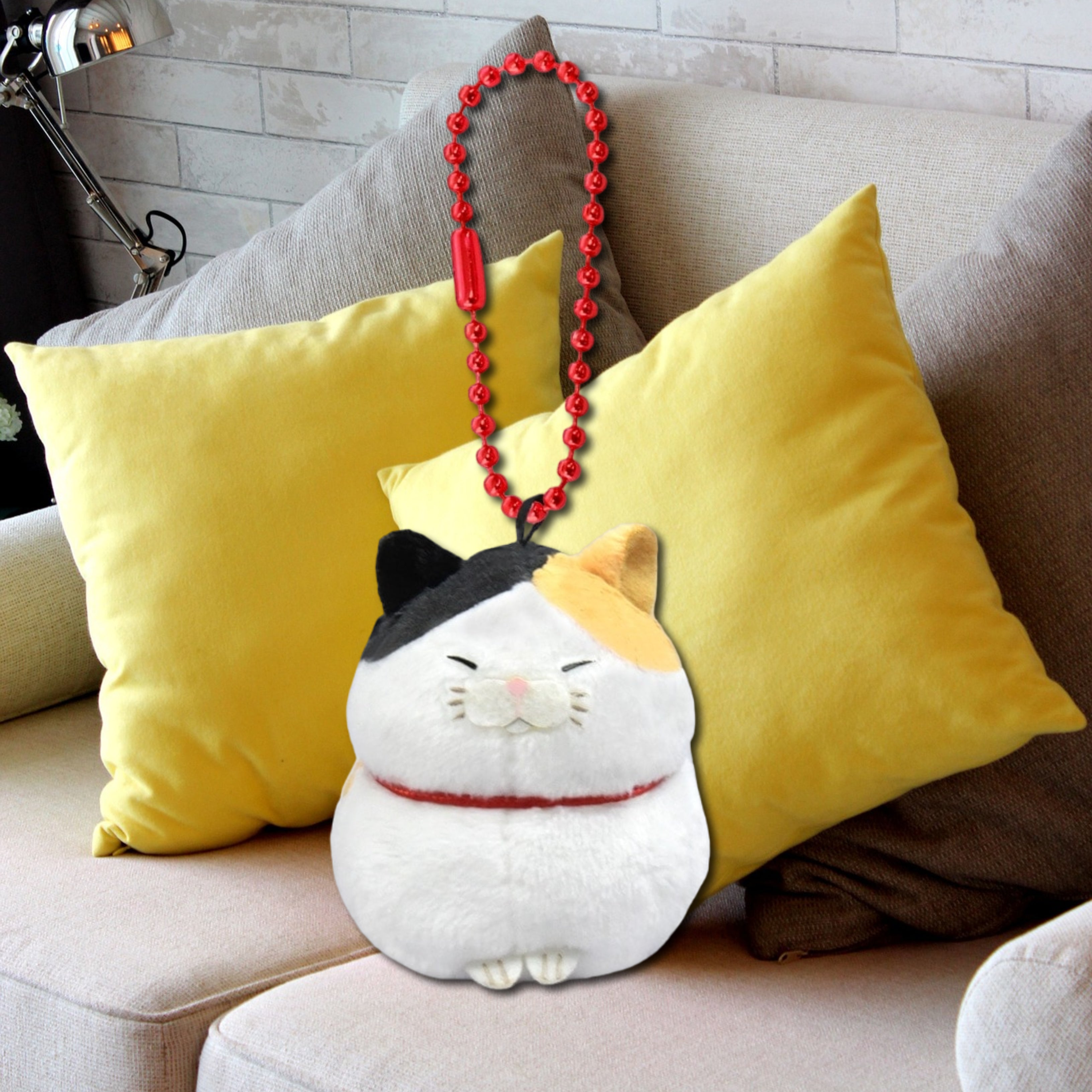 AMUSE Puchimaru All Star Me-sama Cat Plush Keychain