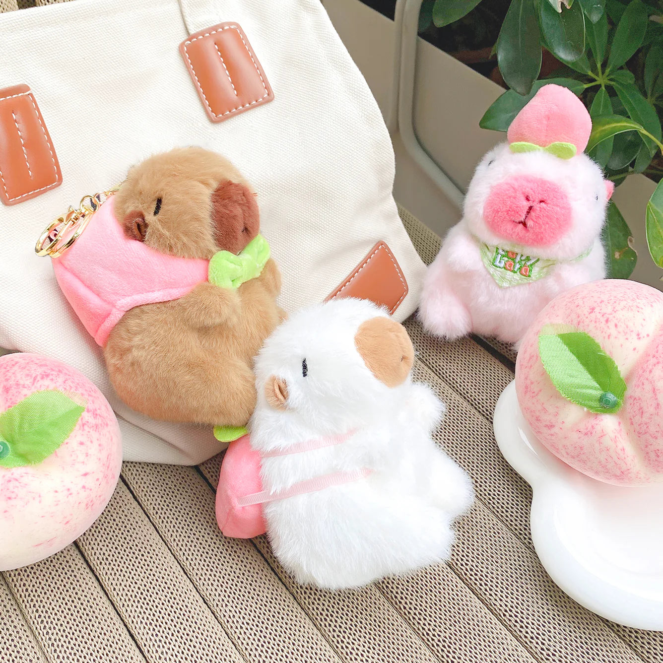 Mima Fluffy Capybara Days Peaches Keychain