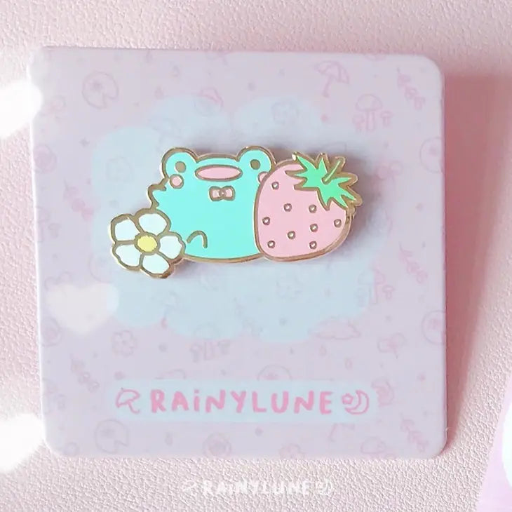Rainylune Strawberry Friend the Frog Pin
