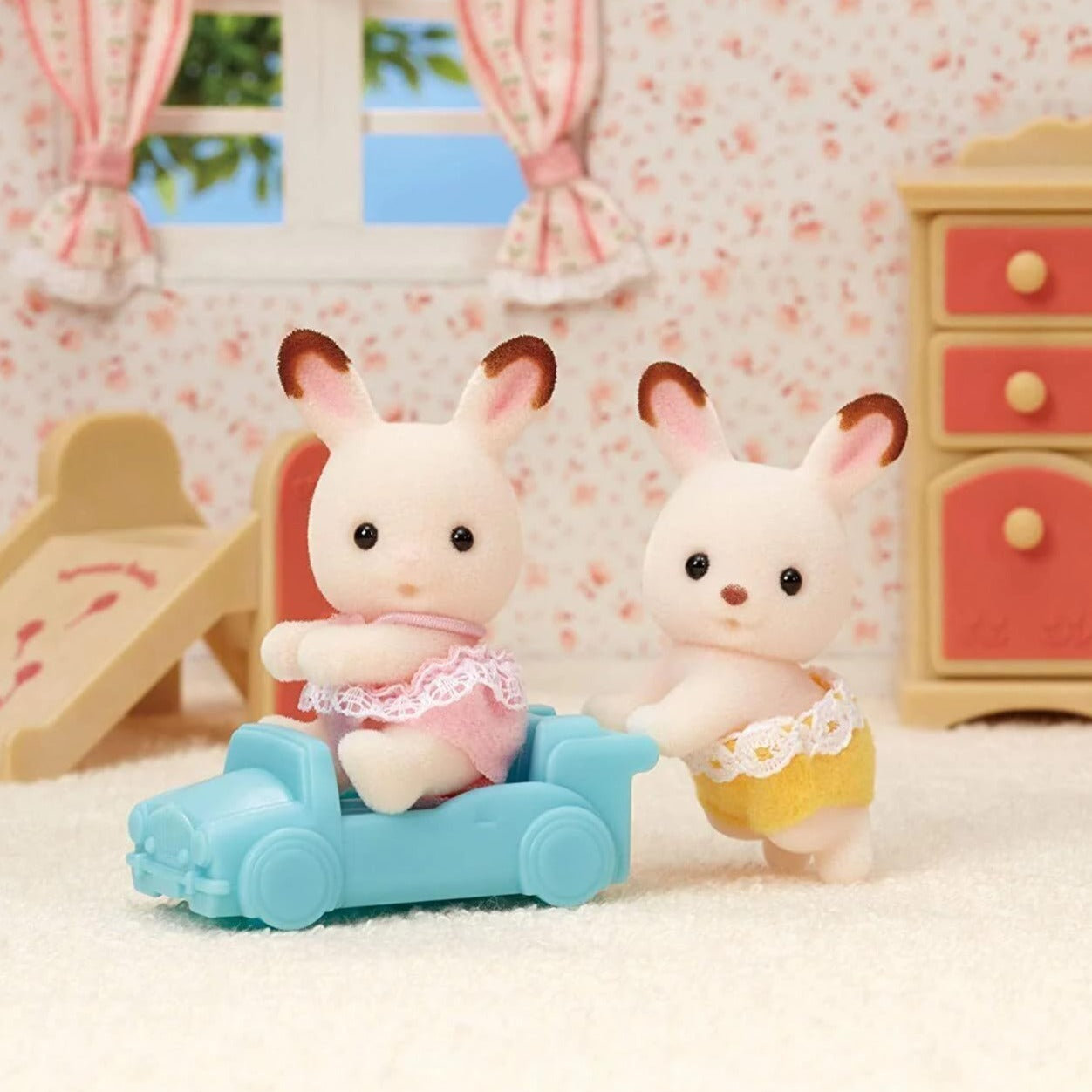 Sylvanian Families Chocolate Rabbit Twins