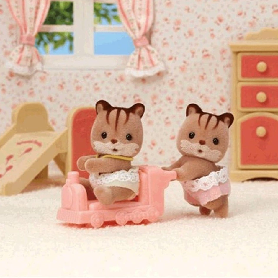 Sylvanian Families Walnut Squirrel Twins