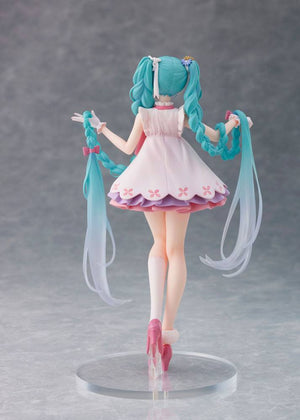 Hatsune Miku Wonderland PVC Statue Rapunzel