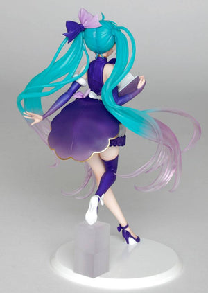 Vocaloid PVC Statue Hatsune Miku 3rd Season Winter Ver. Figure (re-sales)